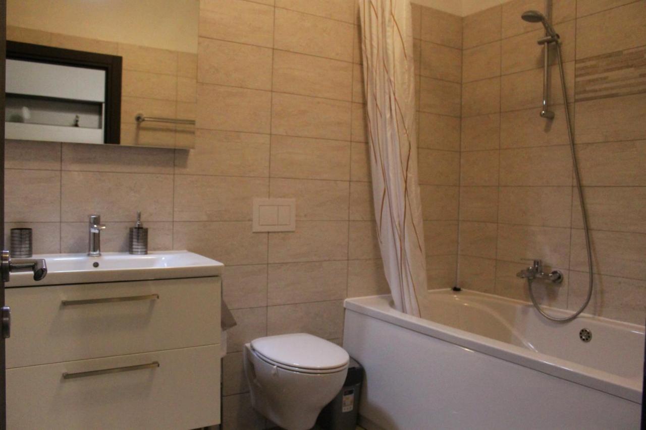 Apartmani Mladenka Малинська Екстер'єр фото