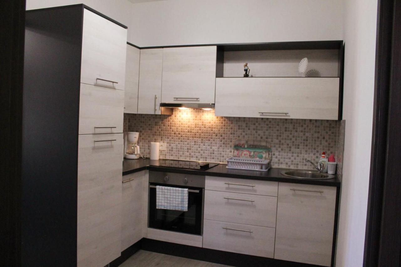 Apartmani Mladenka Малинська Екстер'єр фото