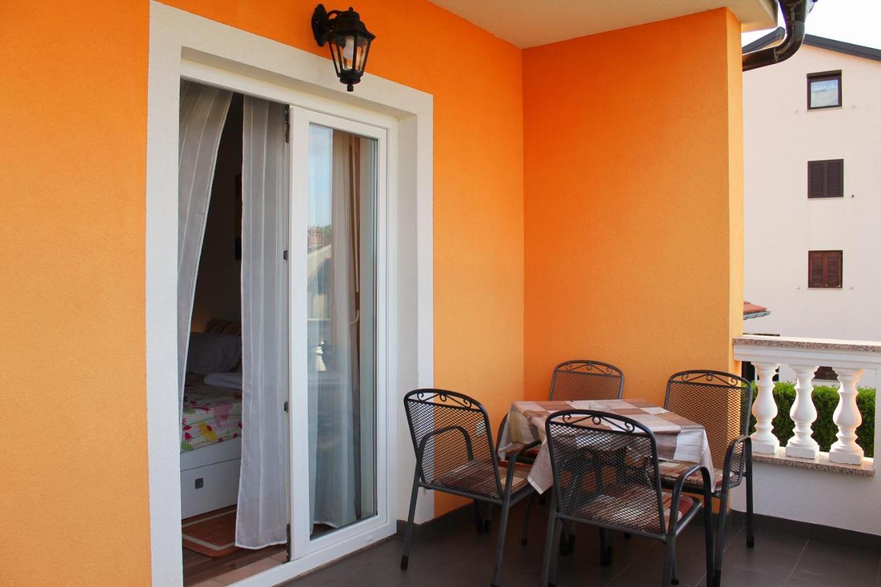 Apartmani Mladenka Малинська Екстер'єр фото
