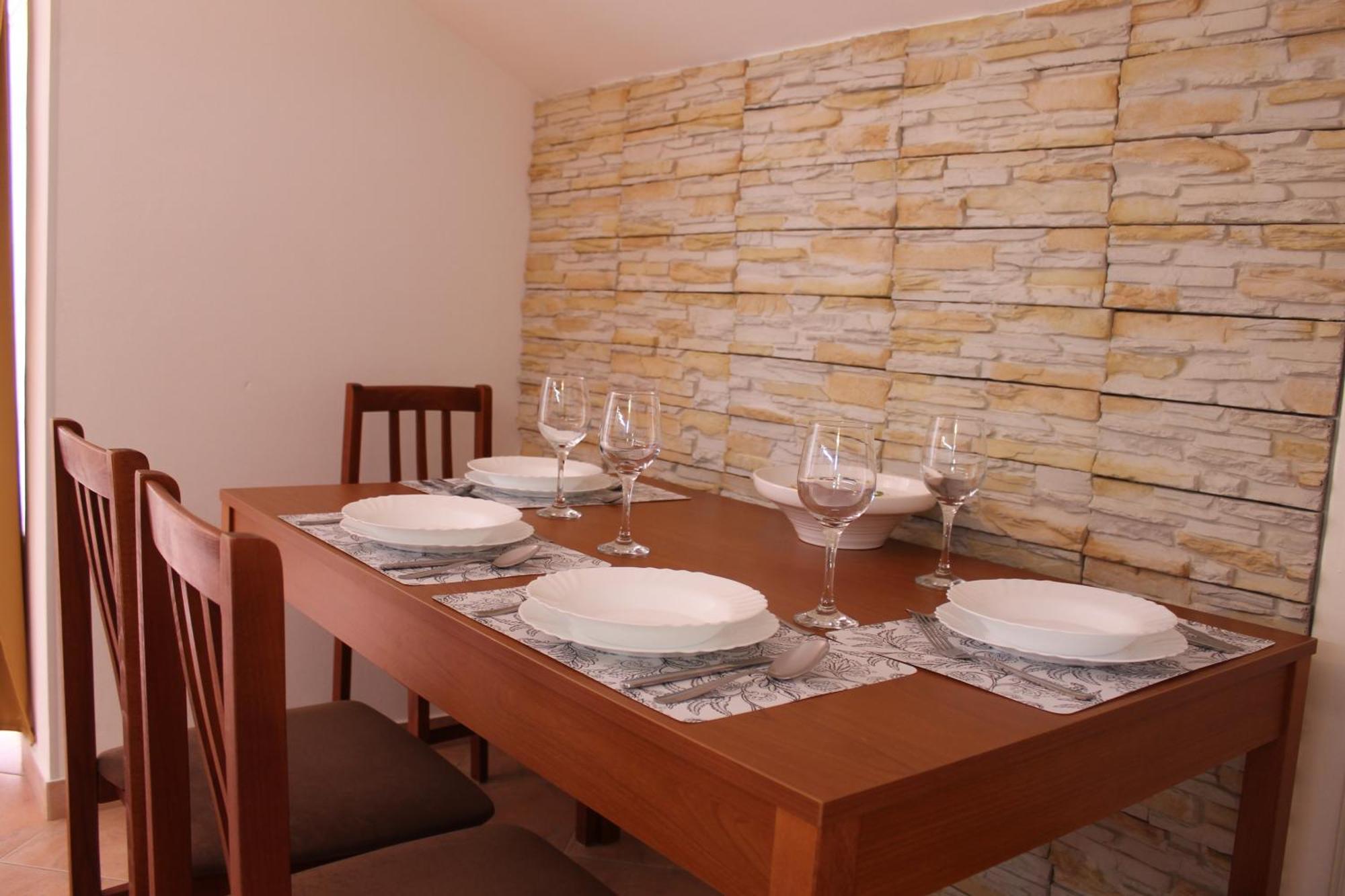 Apartmani Mladenka Малинська Екстер'єр фото