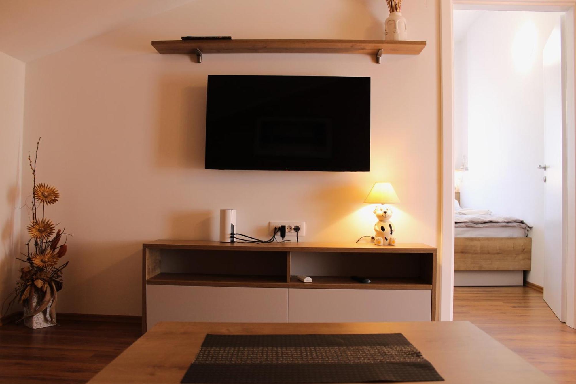 Apartmani Mladenka Малинська Екстер'єр фото